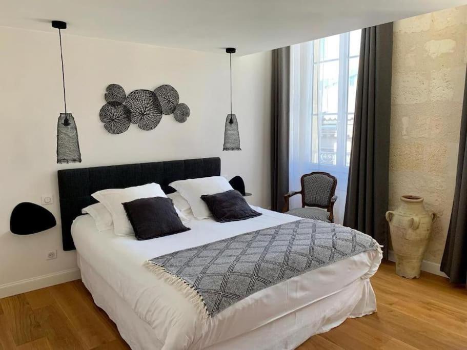 Maison D'Hotes, Terrasse & Jacuzzi En Plein Centre Bordeaux Buitenkant foto